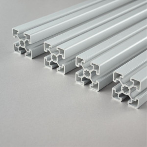 Aluminium Profil 45 × 45 mm Nut 10, 500 mm